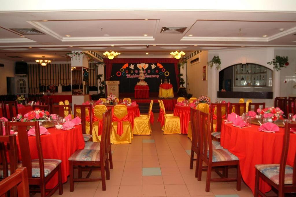 Li Hua Hotel Bintulu Exterior photo