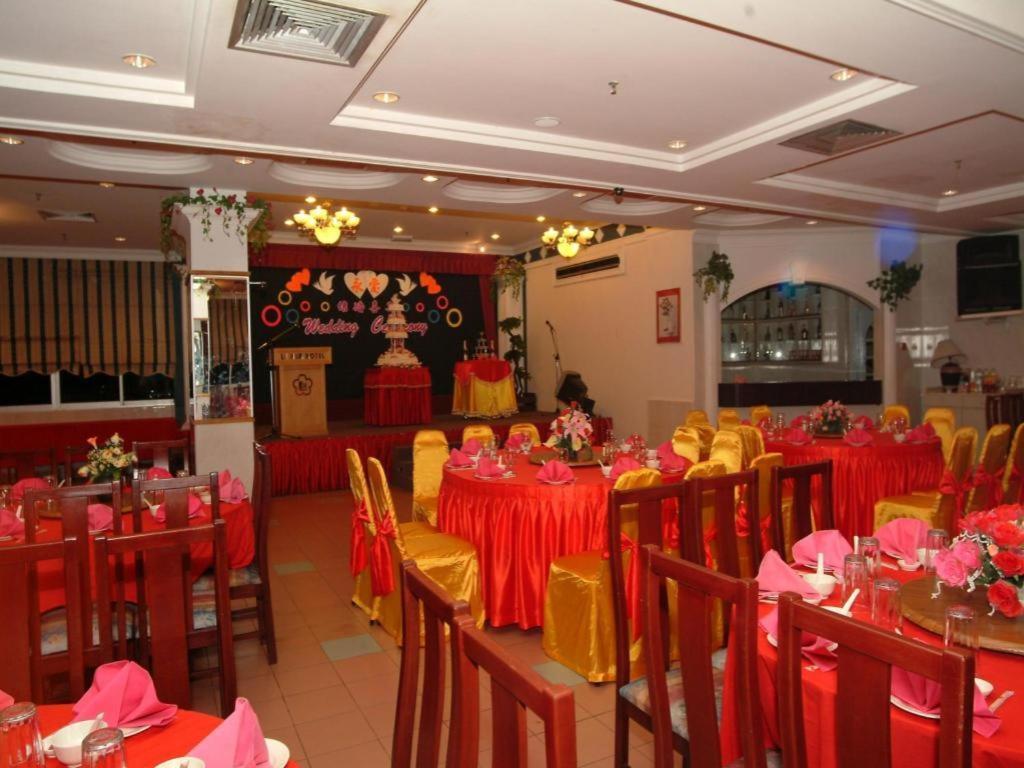 Li Hua Hotel Bintulu Exterior photo