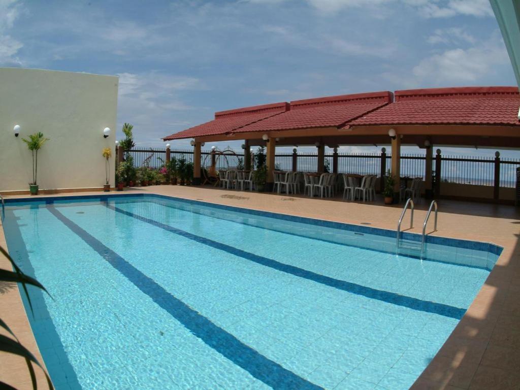 Li Hua Hotel Bintulu Exterior photo